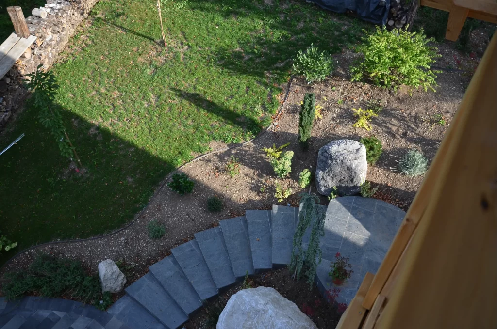 Round stairs in the garden